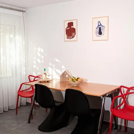 Aelia 110 Sq.m. Luxury דירה *