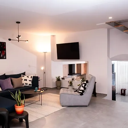 Apartment Aelia 110 Sq.m. Luxury